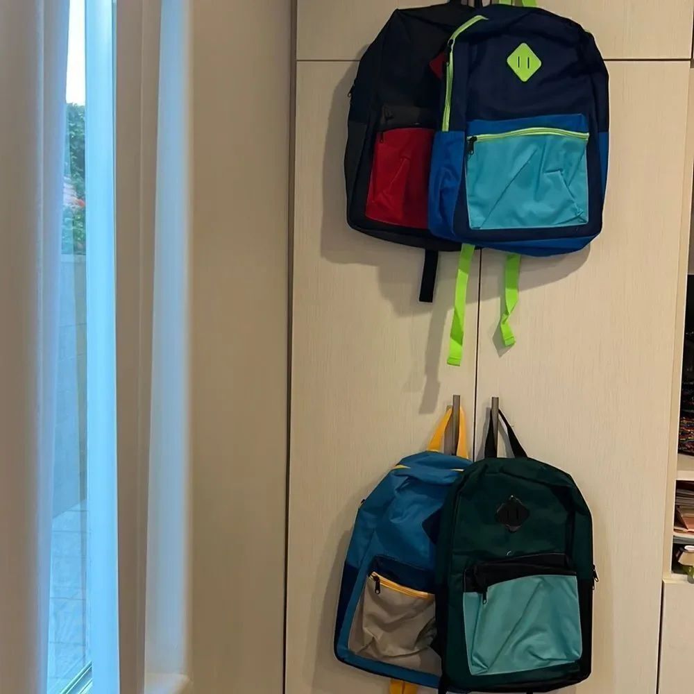 Boy 👦🏼 backpack & supplies - Picture 6 of 13